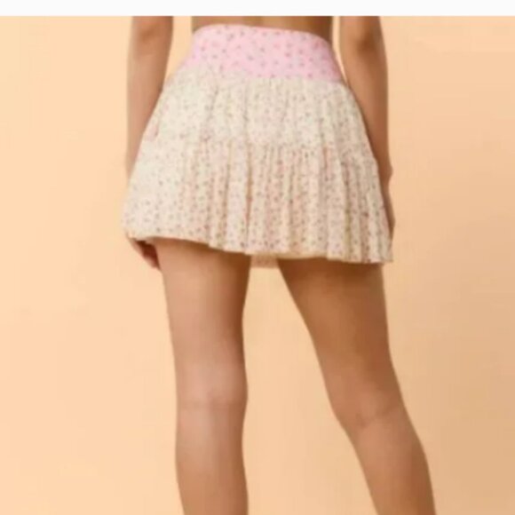 2 pcs Blogilates Women's Sweetheart Babydoll Dress - & Skort Cream Floral Medium - Picture 10 of 11